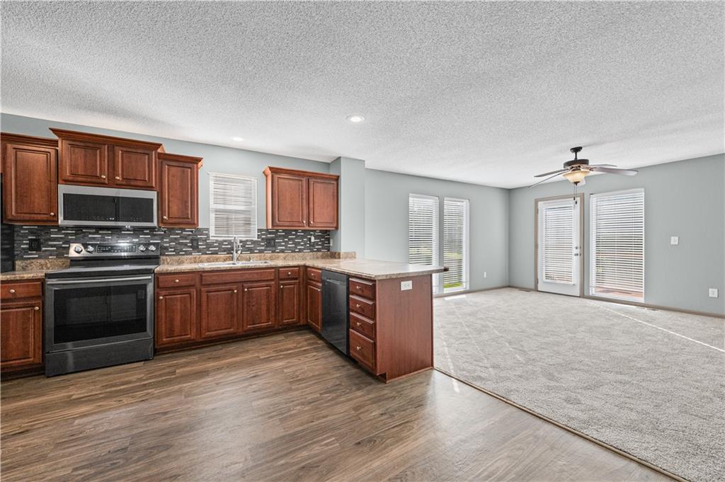 Photo 7 of 15355 NW 123rd Street