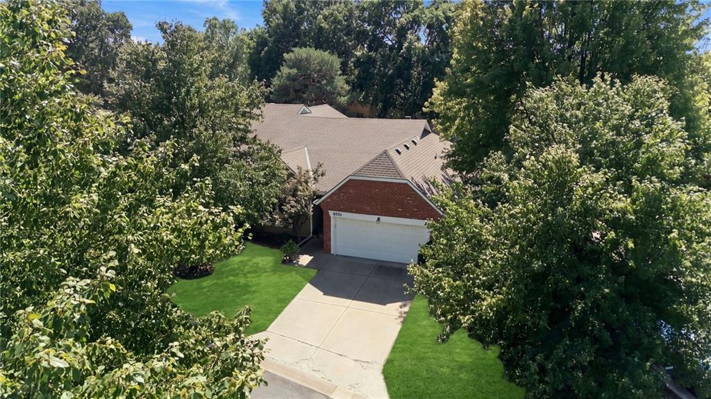 Photo of 8592 Caenen Lake Court
