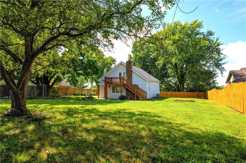 Photo 3 of 20 Schwartz Avenue