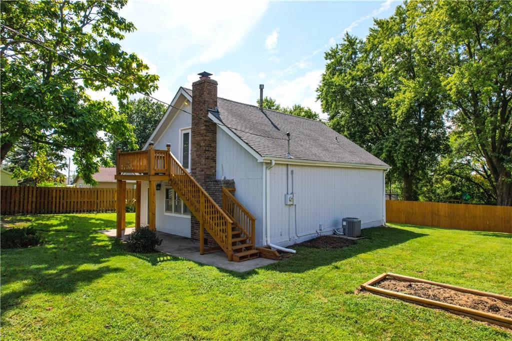 Photo 4 of 20 Schwartz Avenue