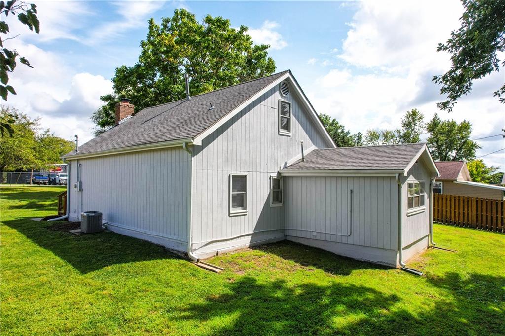 Photo 6 of 20 Schwartz Avenue