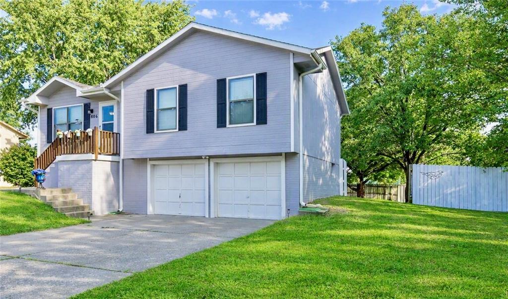 Photo 2 of 806 Covey Drive