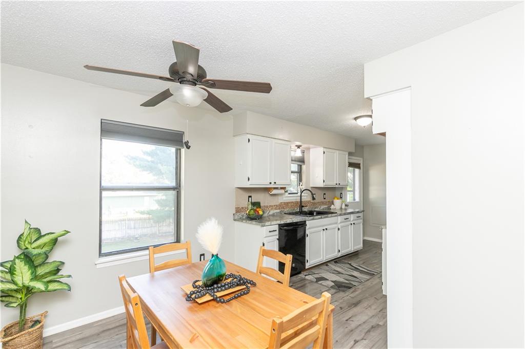 Photo 5 of 806 Covey Drive