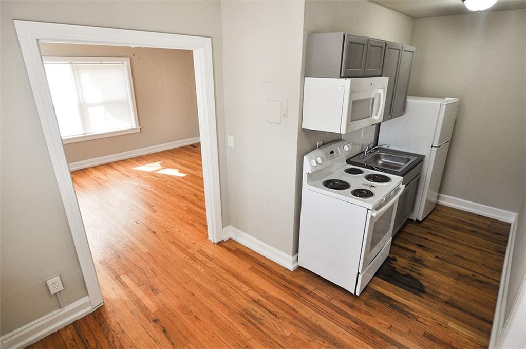 Photo 4 of 3734 Warwick Boulevard