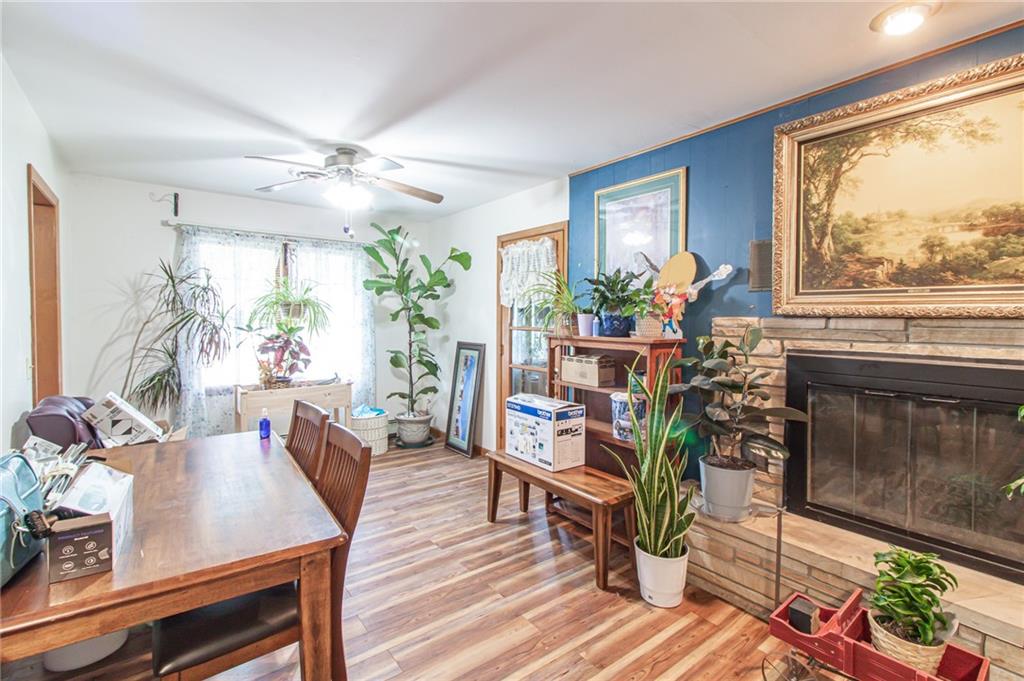 Photo 3 of 204 W 16th Street