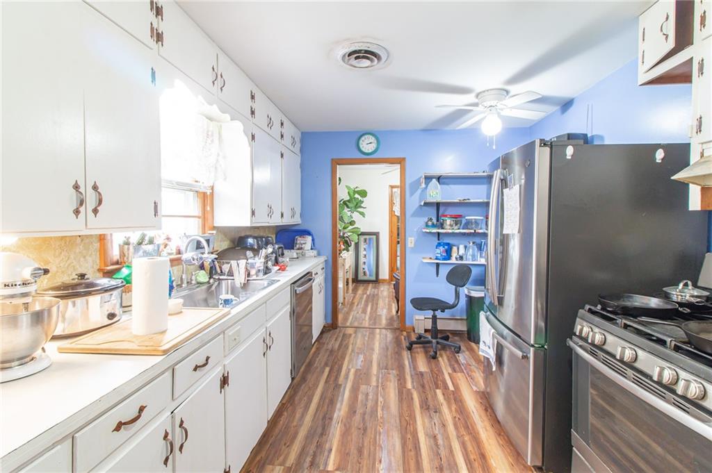 Photo 6 of 204 W 16th Street