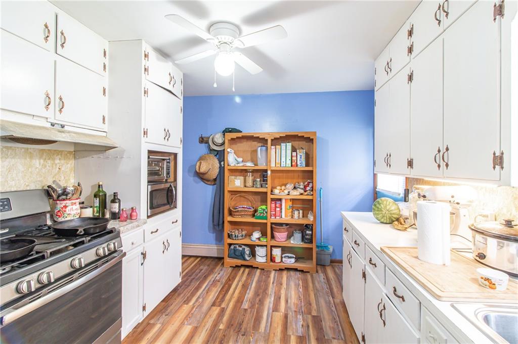 Photo 7 of 204 W 16th Street