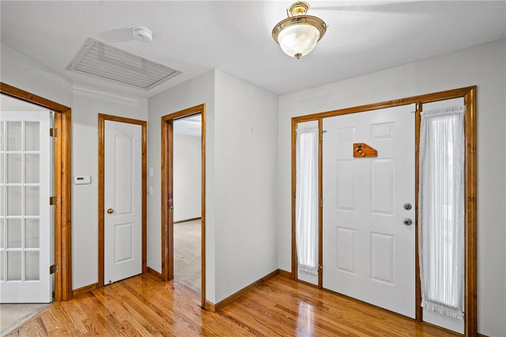Photo 4 of 1802 Meadowlark Court