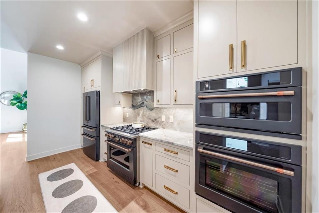 Photo 7 of 5024 W 72nd Street