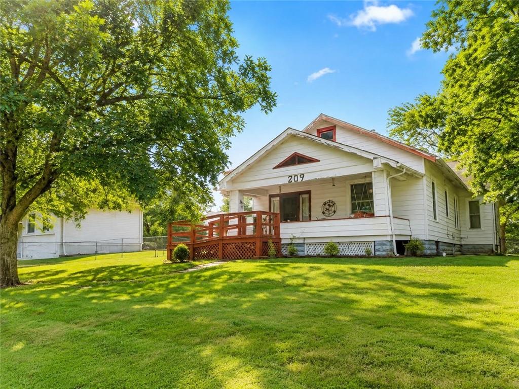 Photo of 209 Maple Street