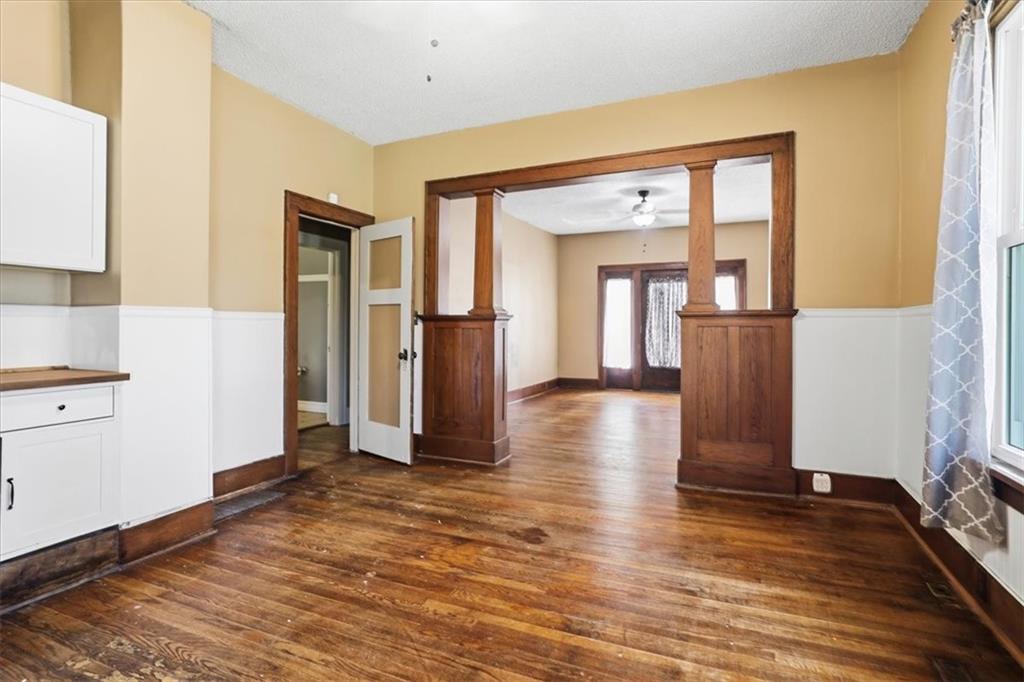 Photo 7 of 209 Maple Street