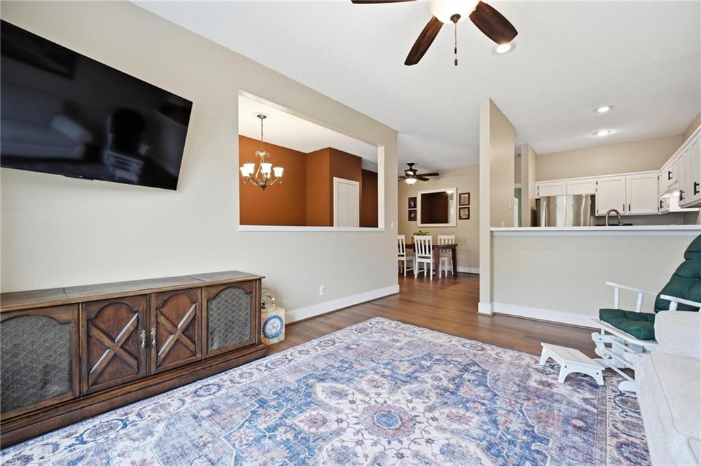Photo 3 of 549 S Woodson Lane
