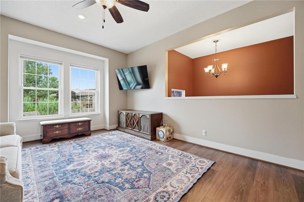 Photo 4 of 549 S Woodson Lane