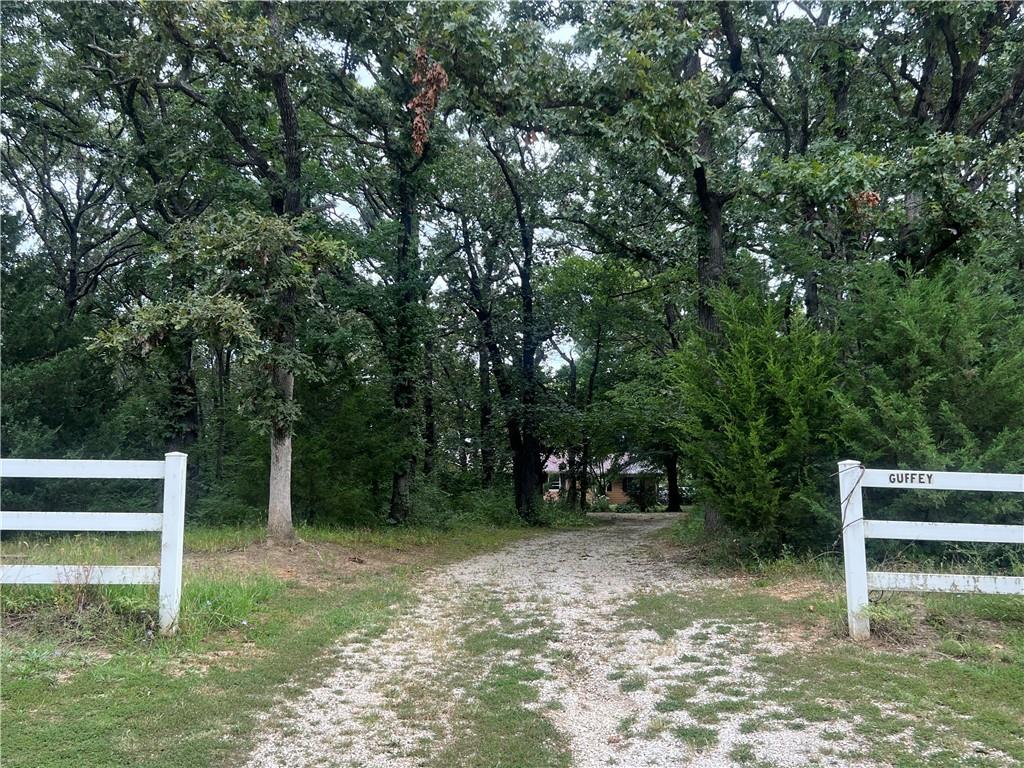 Photo 2 of 956 NW 1401 Road