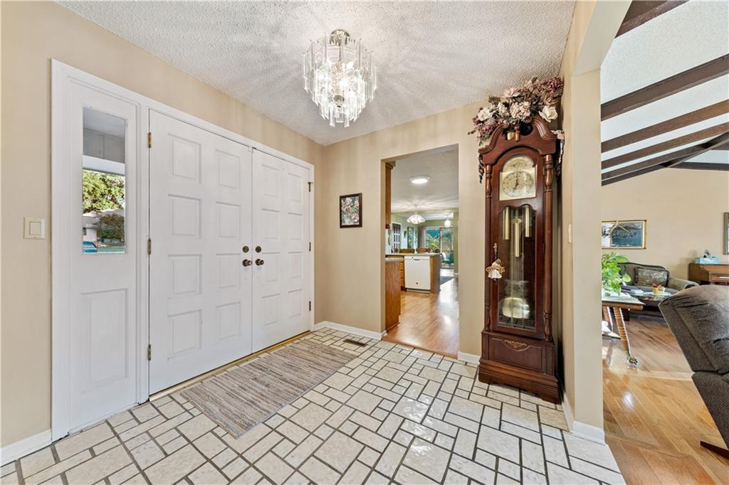 Photo 4 of 900 Holly Avenue