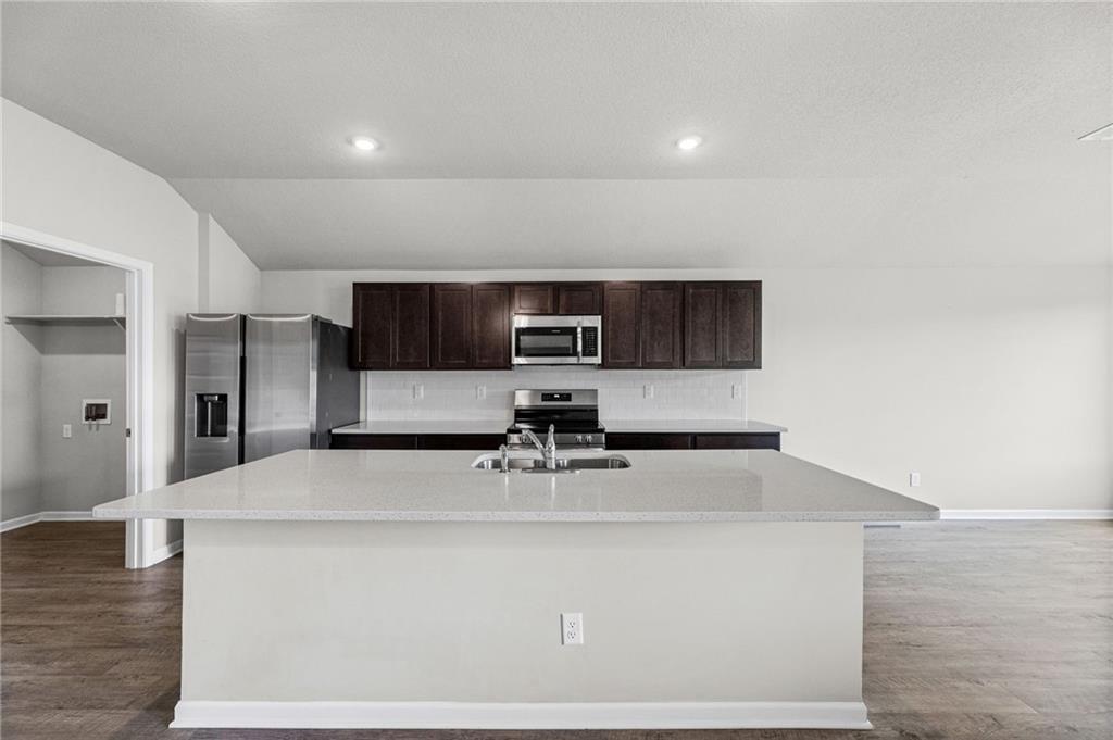 Photo 7 of 1606 Maci Street