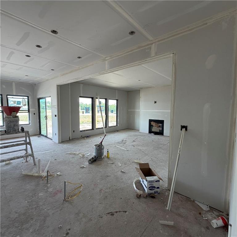 Photo 4 of 2363 Foxtail Drive
