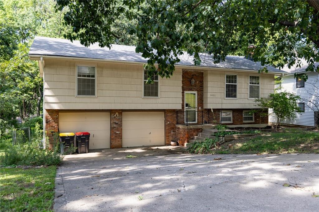 Photo of 5822 NW Aspen Lane