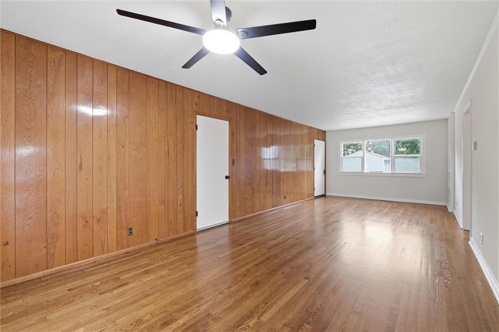 Photo 4 of 1208 W 33rd Street