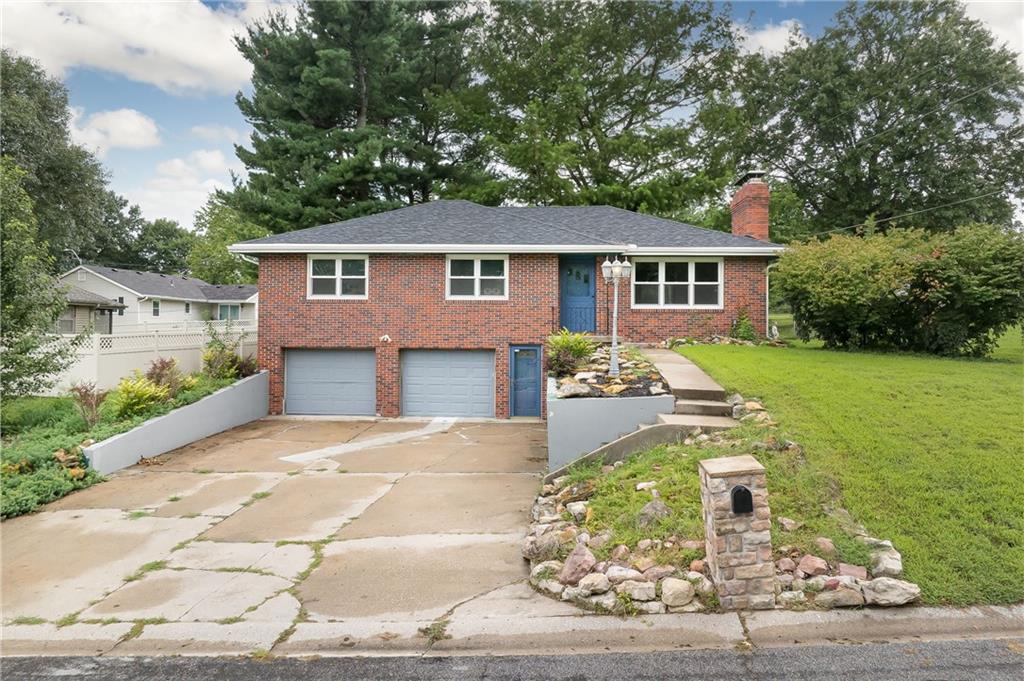 Photo of 1806 Safari Drive
