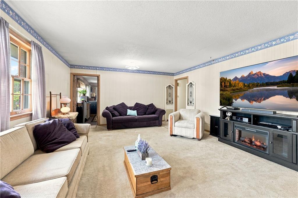 Photo 2 of 5207 Spring Avenue