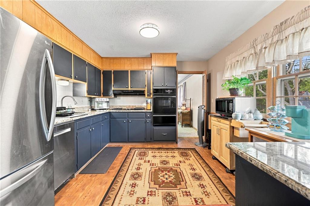 Photo 5 of 5207 Spring Avenue