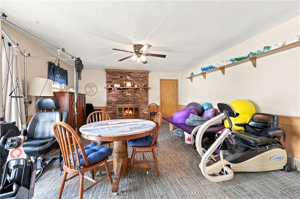Photo 6 of 5207 Spring Avenue