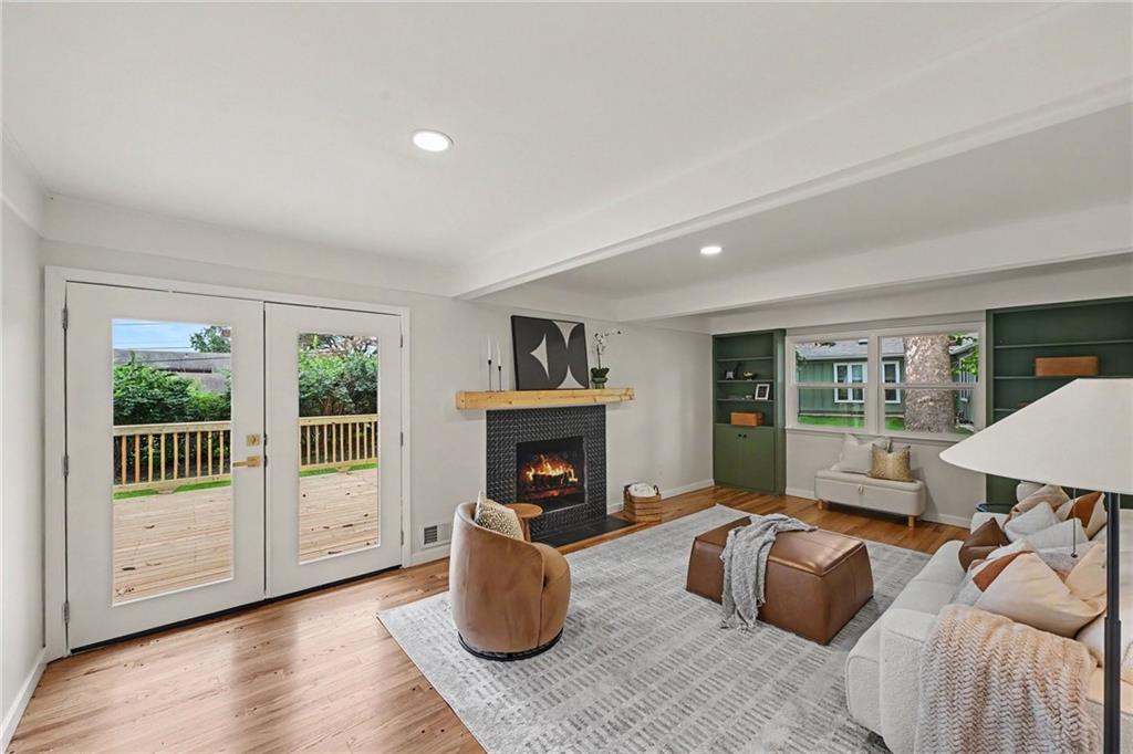 Photo 5 of 3515 W 93rd Street