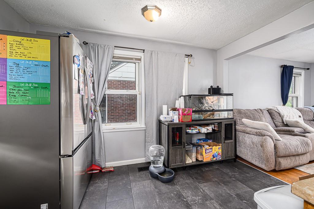 Photo 7 of 791 Ohio Street