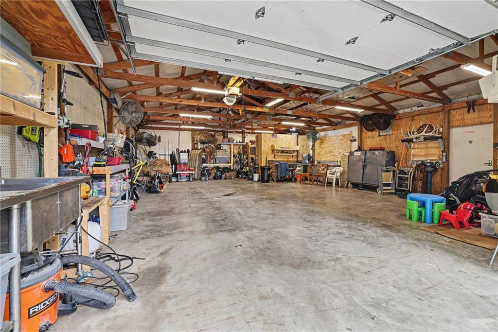 Photo 4 of 13744 Archer Road