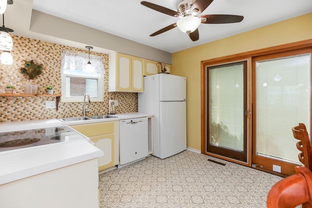 Photo 7 of 6808 N Askew Avenue