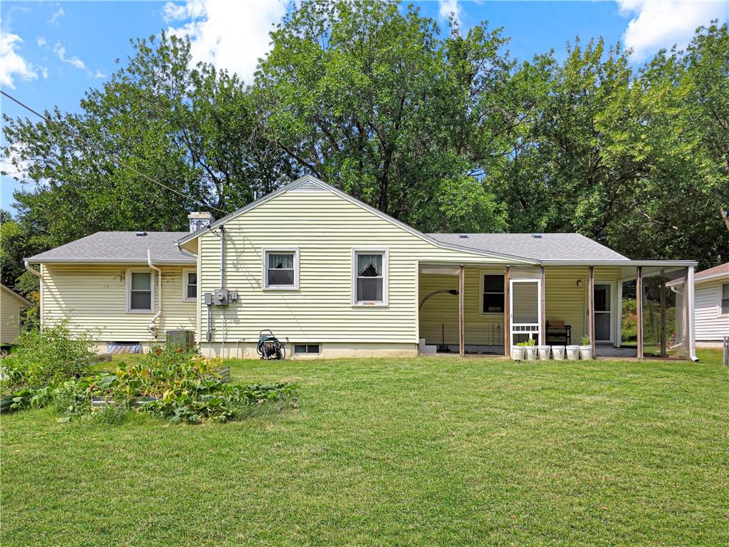 Photo 4 of 2623 Vernon Street