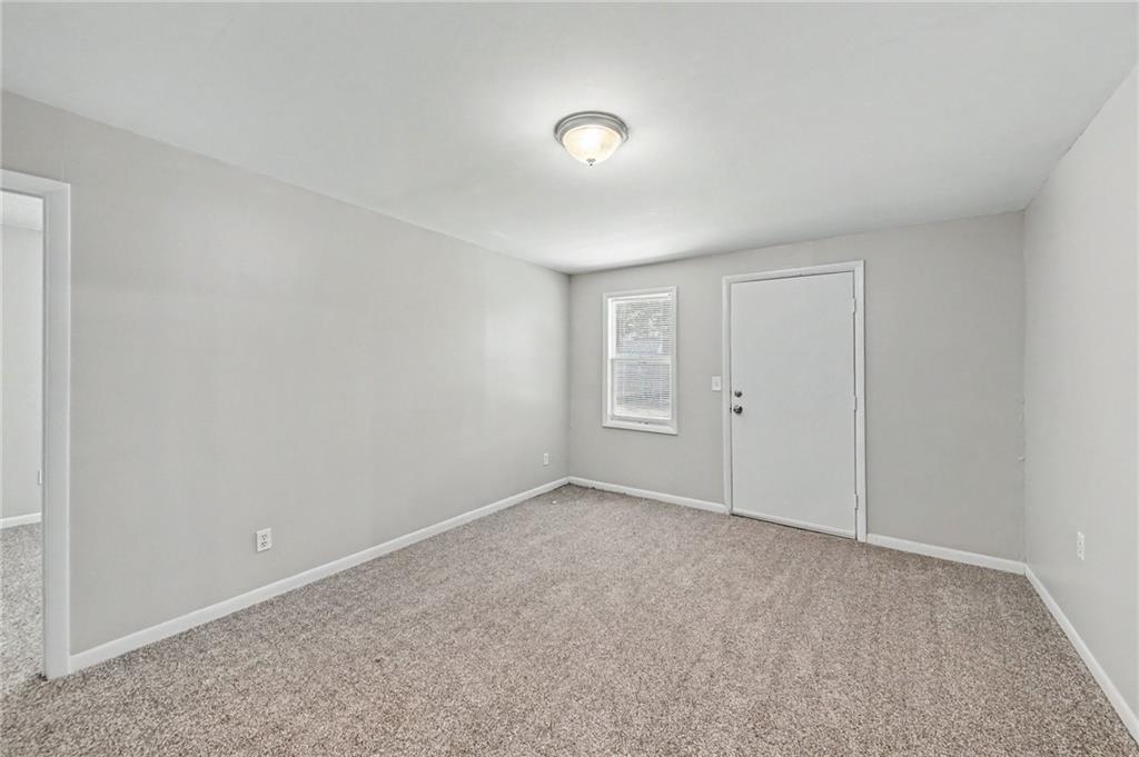 Photo 5 of 13008 E 38th Street