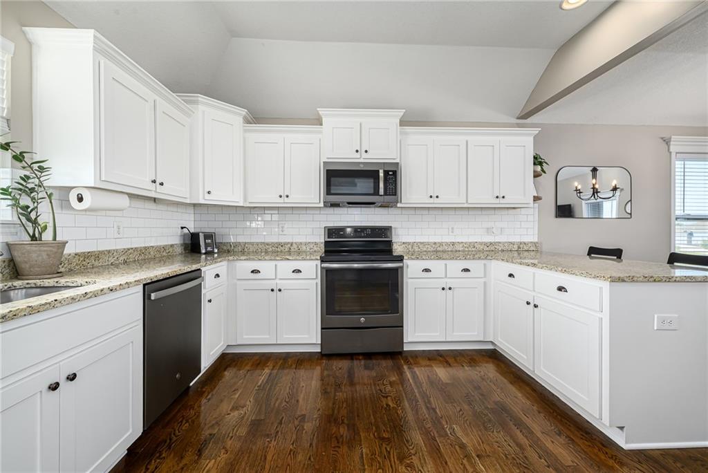 Photo 5 of 6996 141st Street