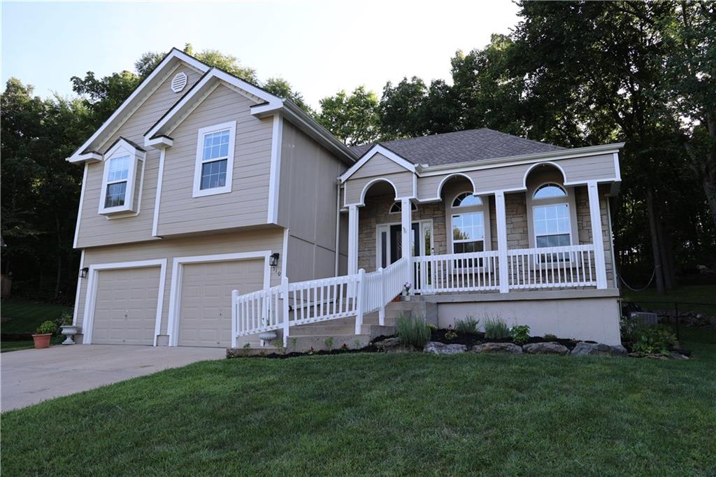 Photo of 510 SW Foot Hill Drive