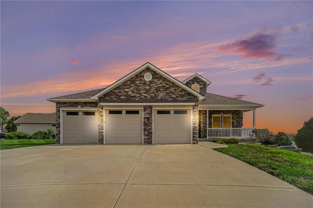 Photo of 304 Prairie Rose Circle