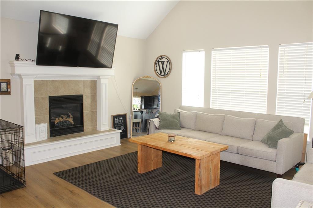 Photo 6 of 212 Whispering Hills Boulevard