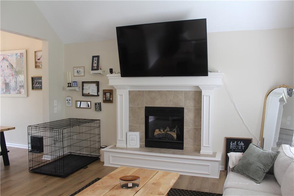 Photo 7 of 212 Whispering Hills Boulevard