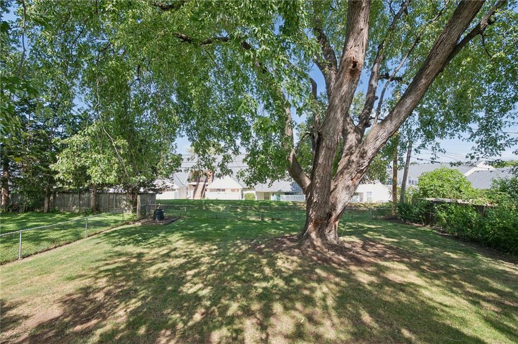 Photo 7 of 11318 W 66th Terrace