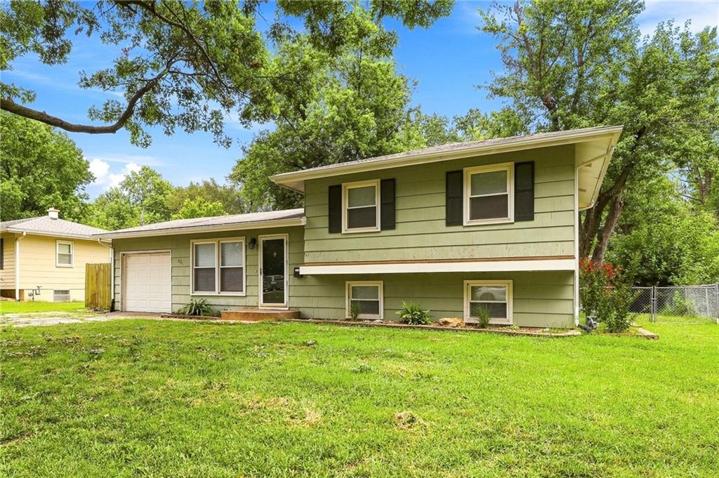 Photo of 621 NW Fair Lane