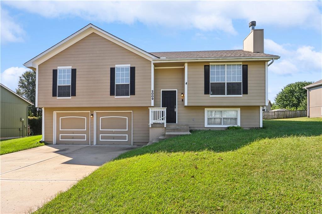 Photo of 2009 Cypress Way