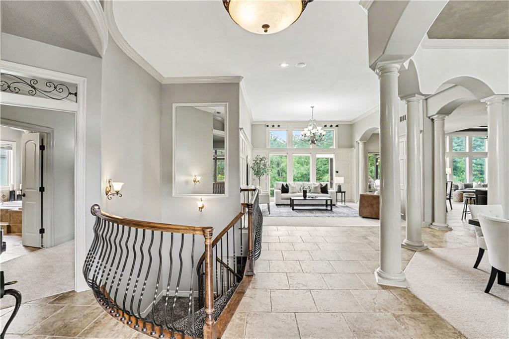Photo 5 of 1616 NE Daltons Ridge Drive