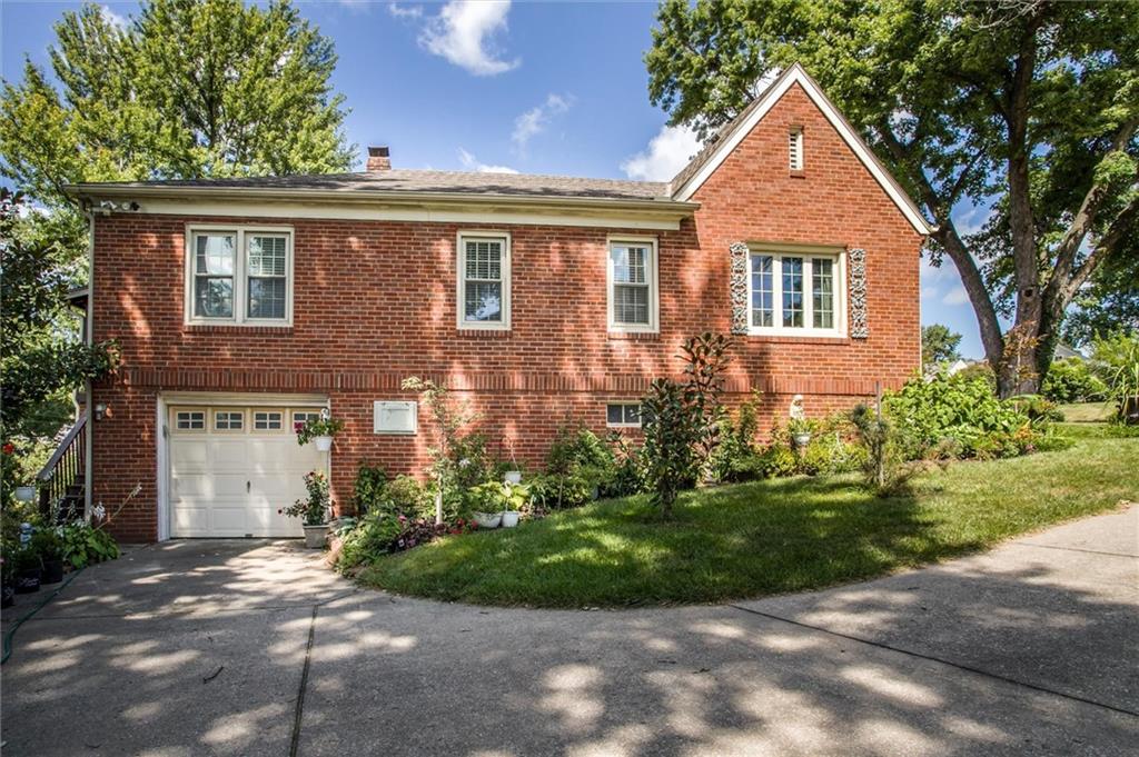 Photo 6 of 904 Ashland Court