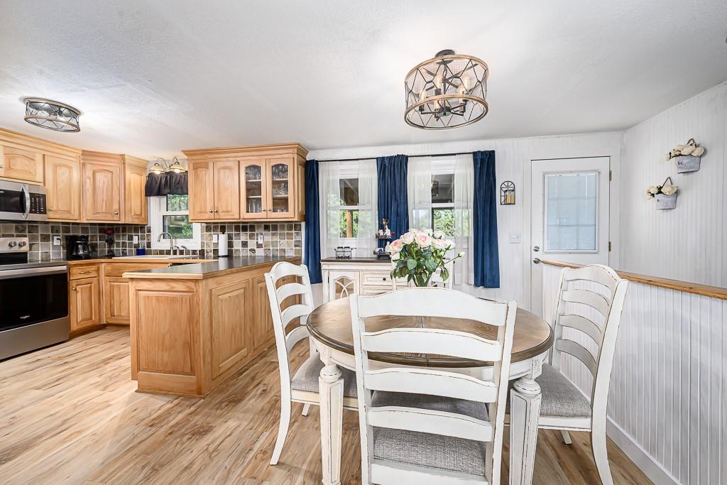 Photo 5 of 13357 185th Street