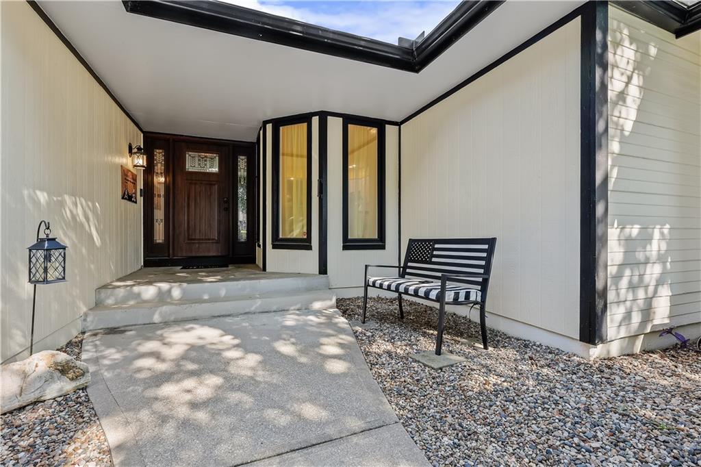 Photo 4 of 3604 SW 22nd Street
