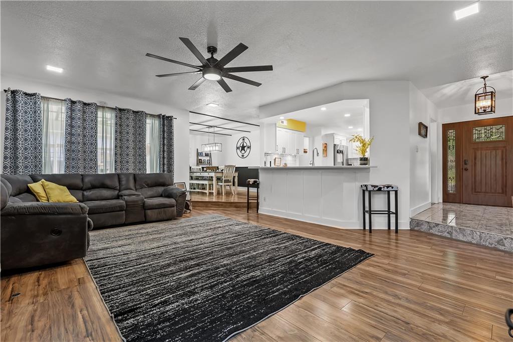 Photo 7 of 3604 SW 22nd Street