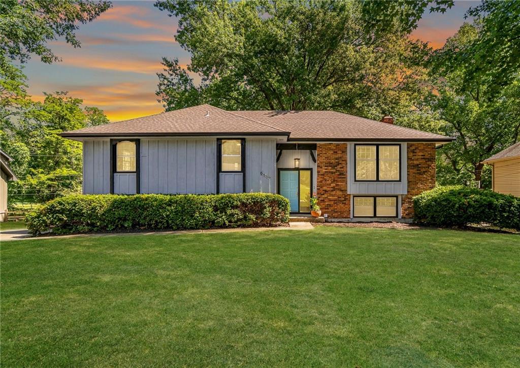 Photo of 6809 Lakeshore Drive