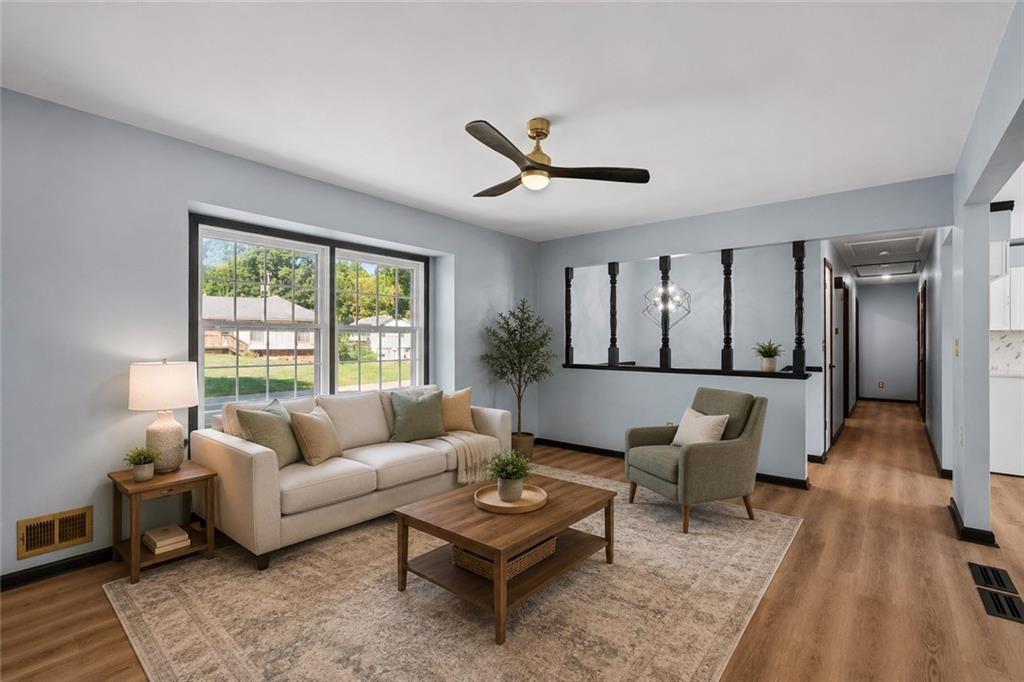 Photo 2 of 6809 Lakeshore Drive