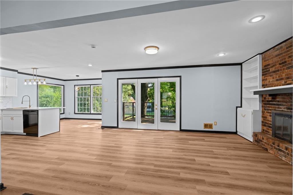 Photo 6 of 6809 Lakeshore Drive