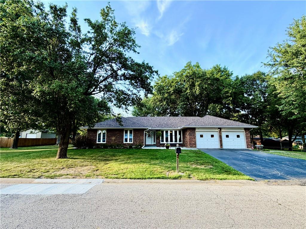 Photo 4 of 111 Samphill Street